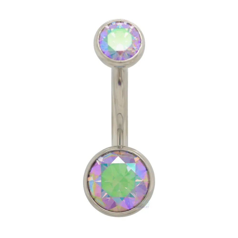 Bezel-set Faceted Gem Navel Curve