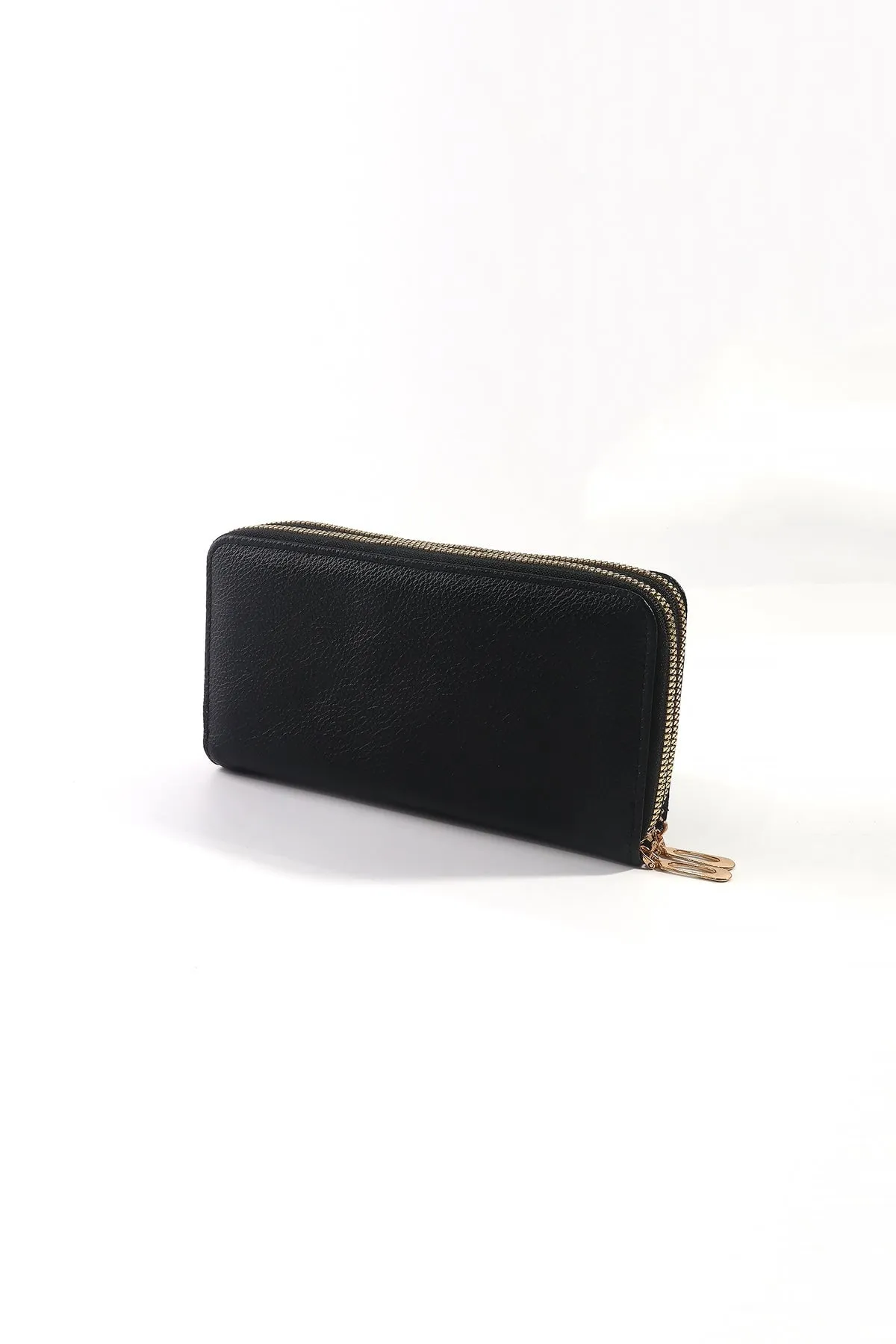 Classic Middle Zip Purse in Black