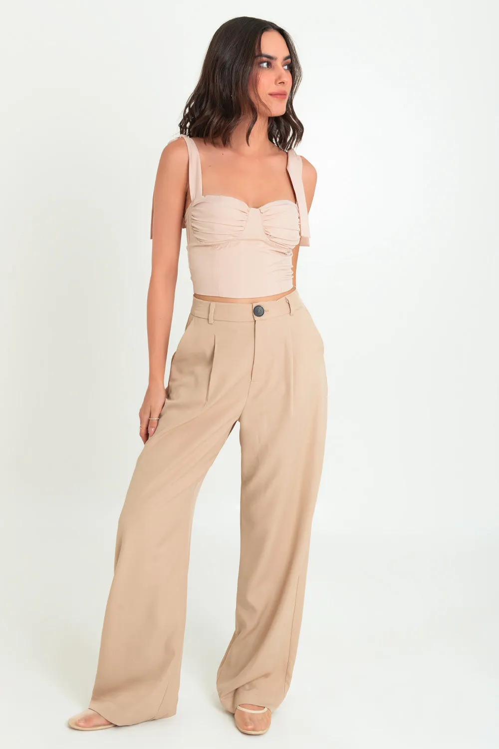 Crop top escote corazón tirantes con nudo