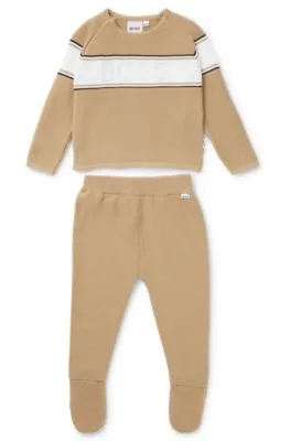 Gift-boxed branded tracksuit for babies