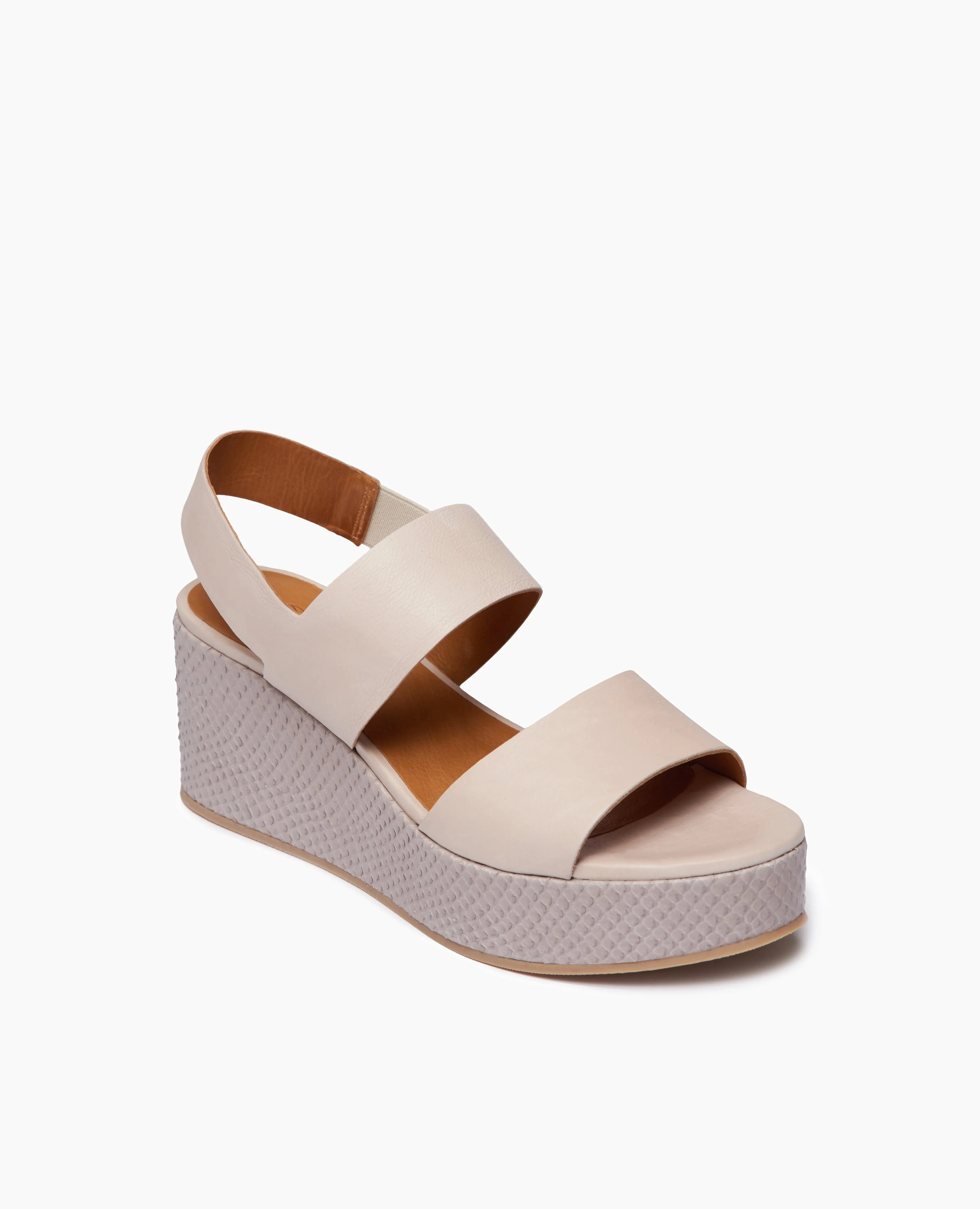 Leonora Wedge