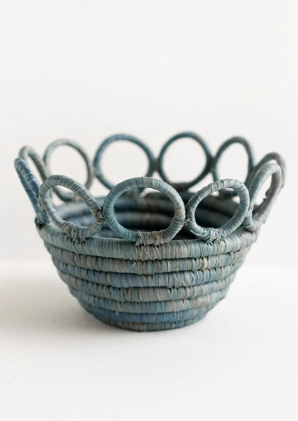 Loopy Rim Mini Catchall Bowl