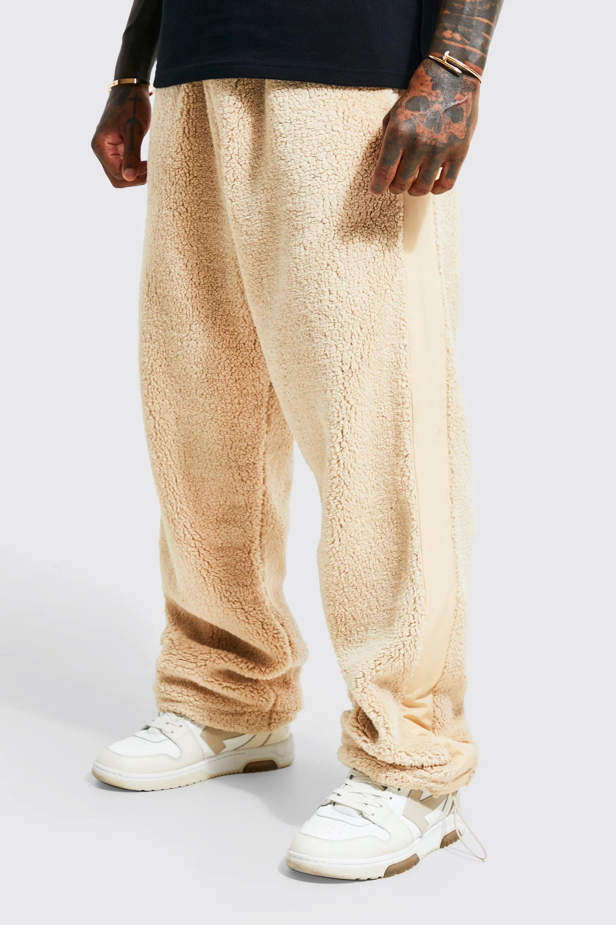 Loose Borg With Nylon Side Panel Jogger