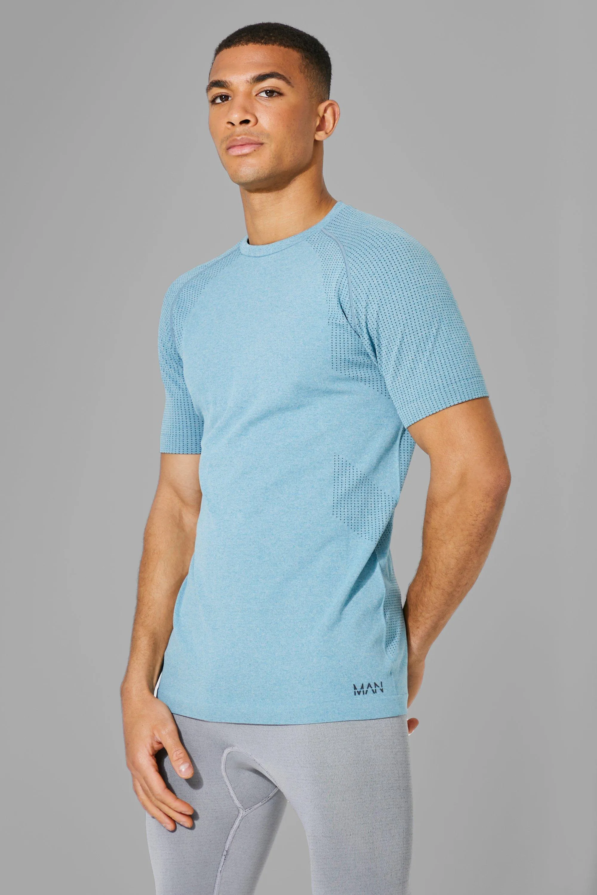 Man Active Seamless Performance T Shirt 