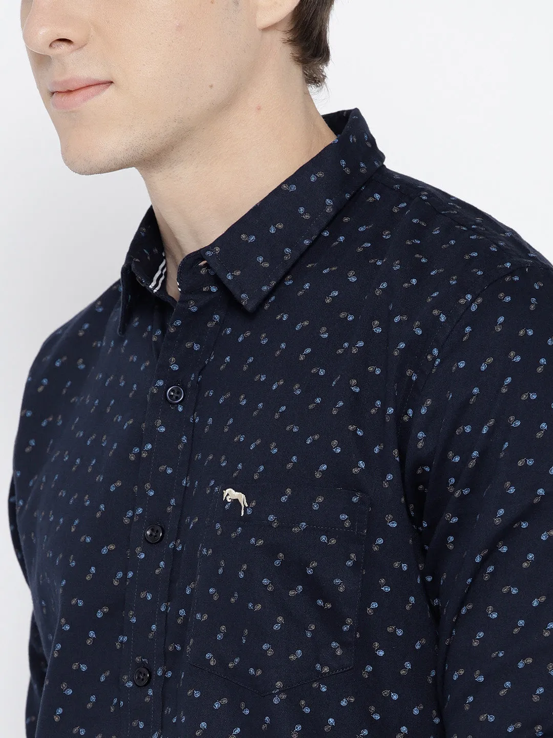 Men Navy Blue Slim Fit Printed Casual Shirt