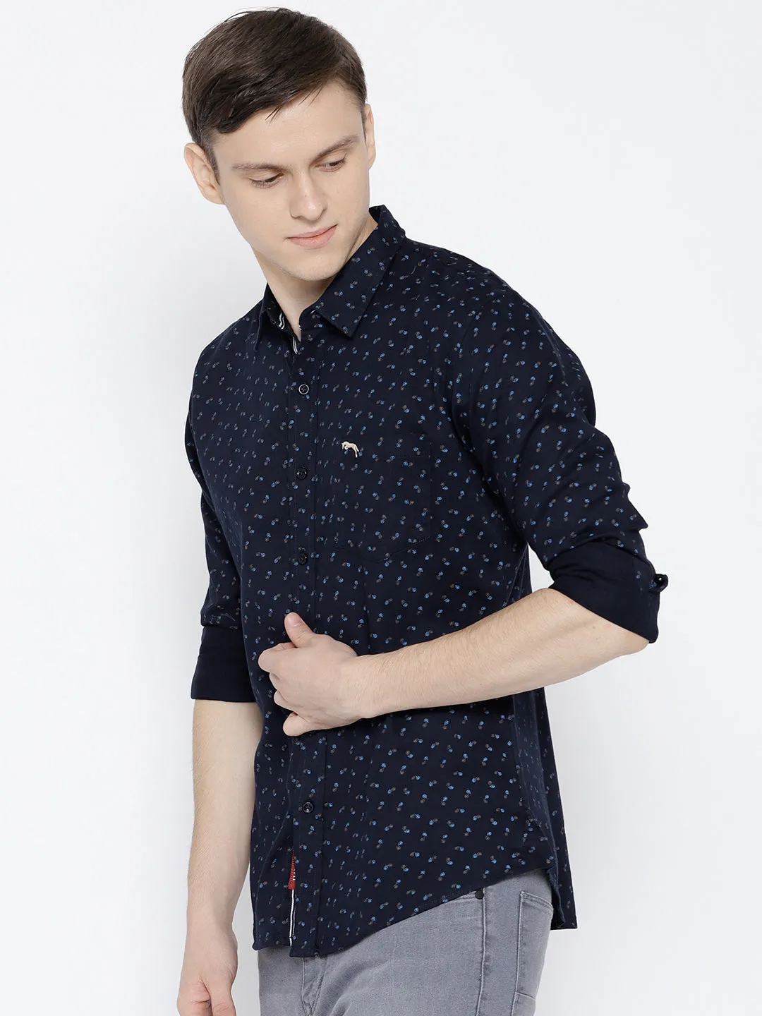 Men Navy Blue Slim Fit Printed Casual Shirt