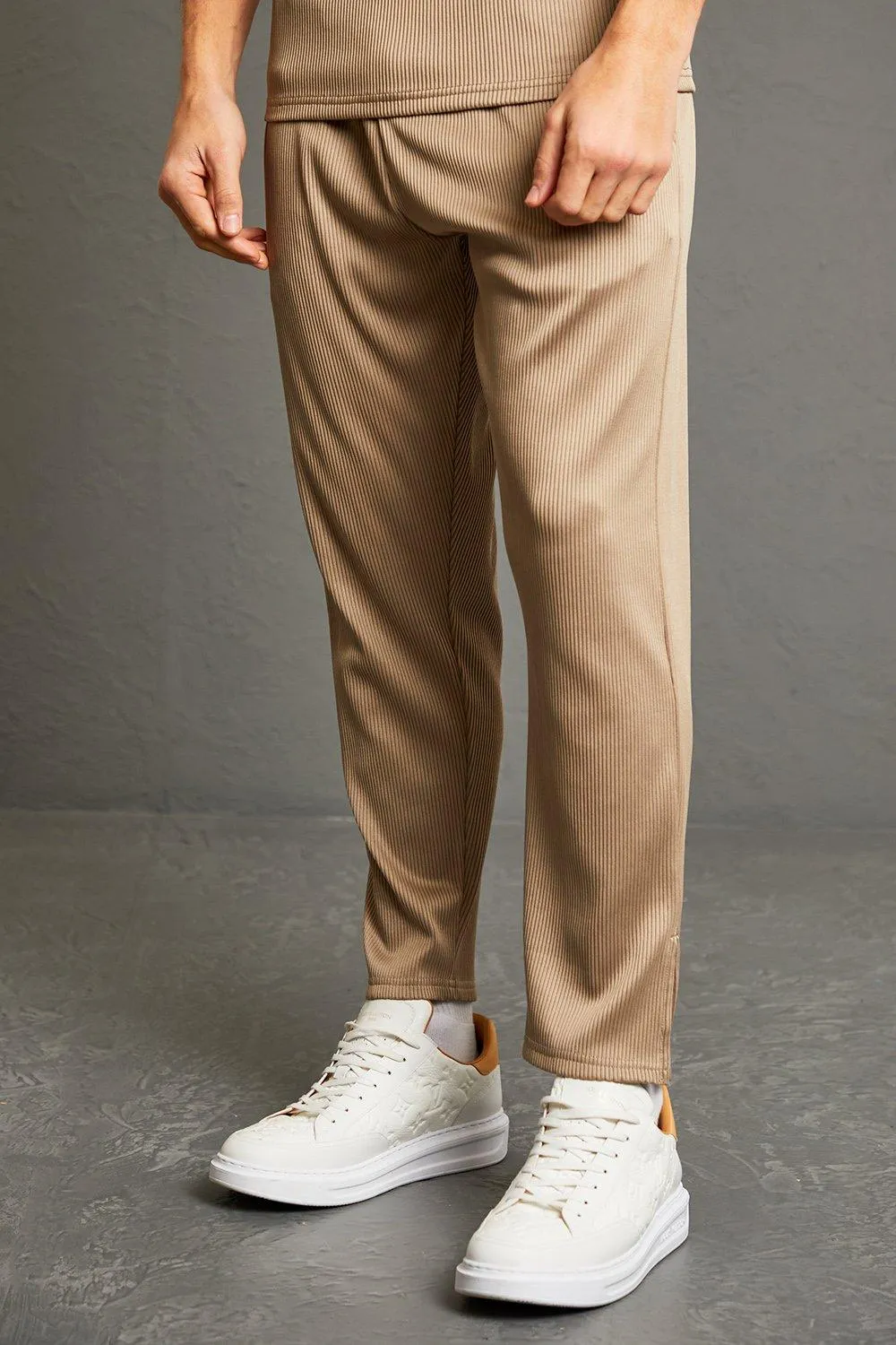 Pleated Tapered Jogger With Double Waistband